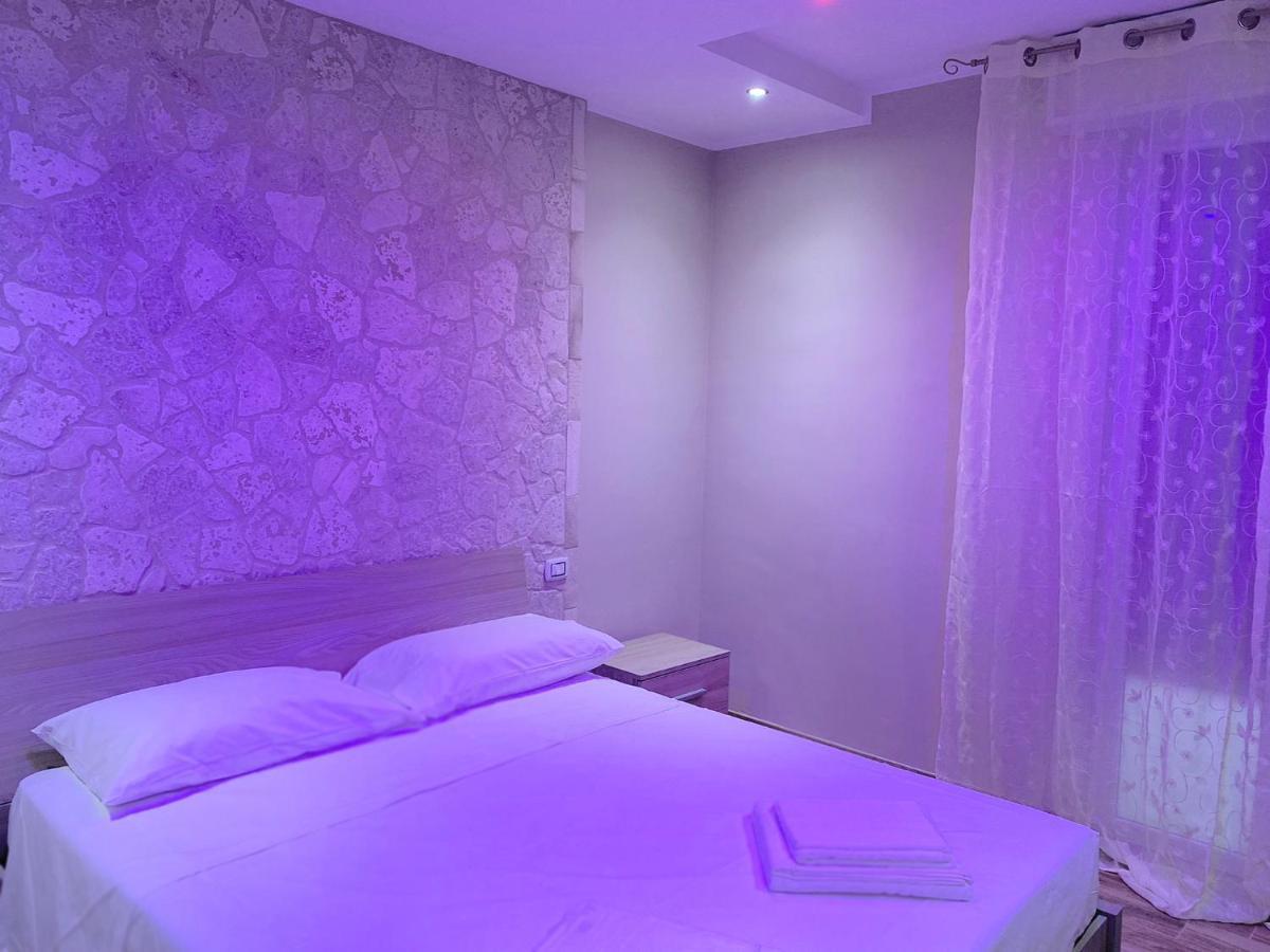 B&B New Paris & Suite Taranto Esterno foto